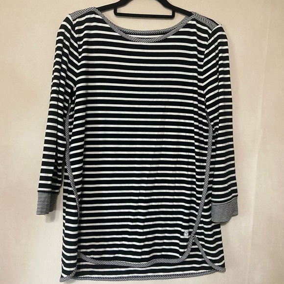 Talbots EUC size M UPF 50 classic black/white stripe nautical 3/4 sleeve top - Picture 2 of 5
